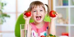 الطعام الصحي وعلاقته بنمو الأطفال الجسدي والعقلي